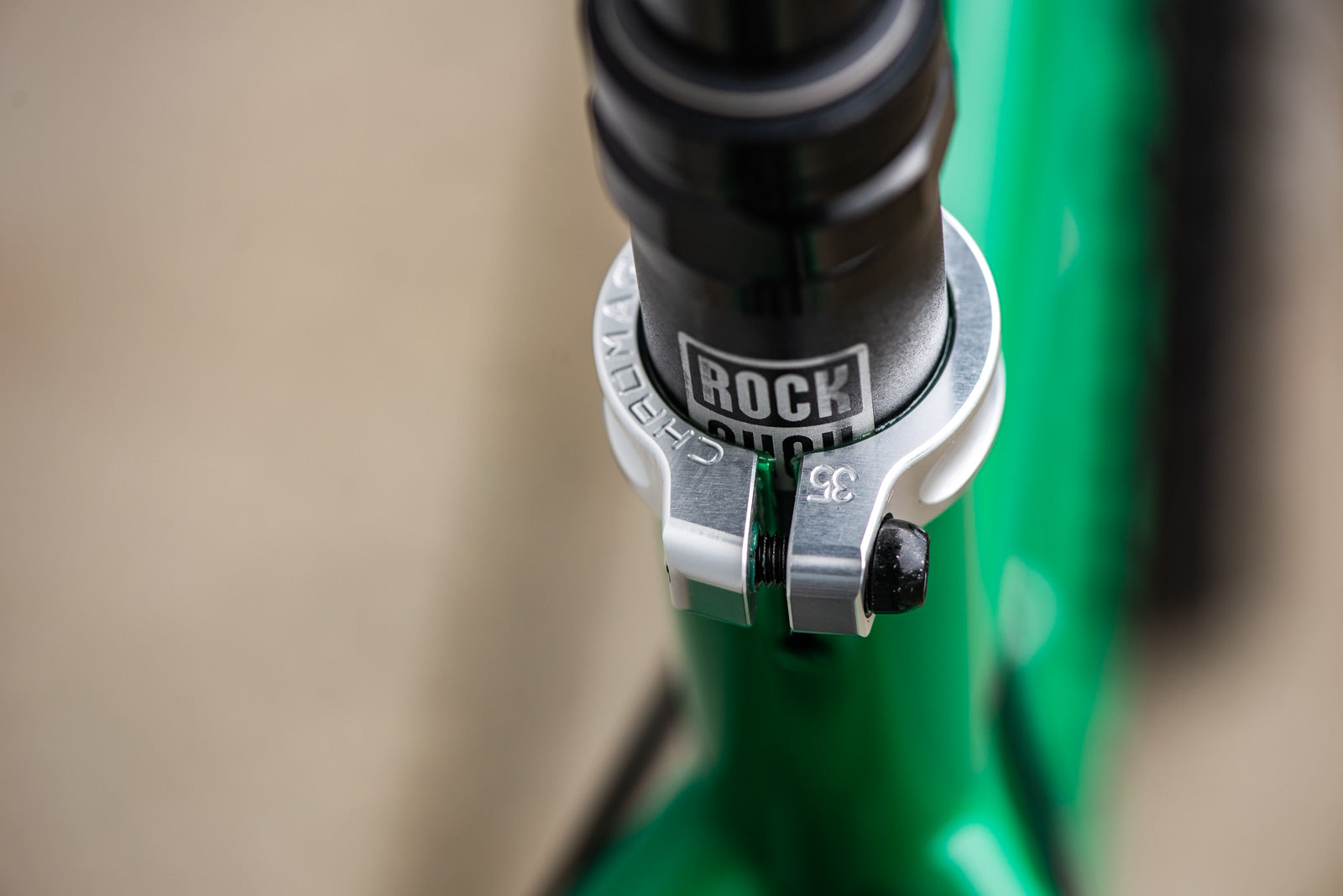 Primer Traffic Green